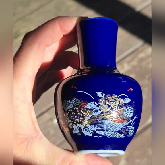 Vintage Japanese Bud Vase - Picture 1 of 2